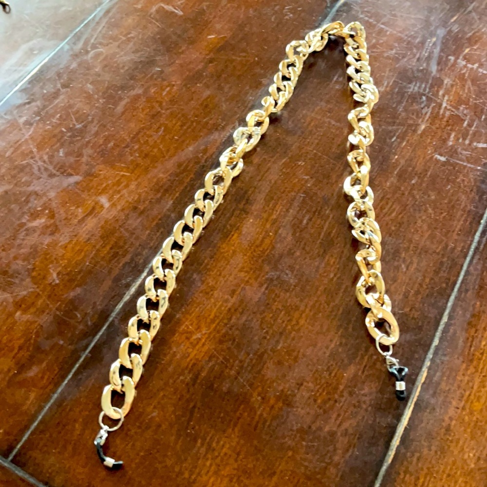 Gold mask chain